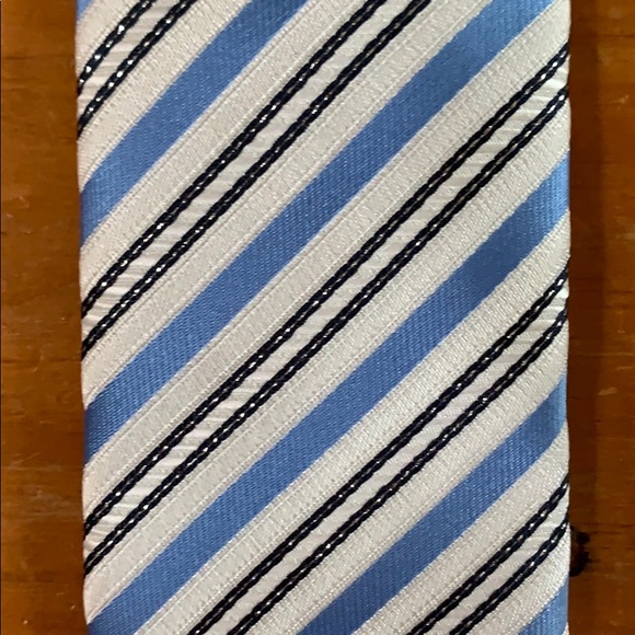 Striped tie - Picture 3 of 5
